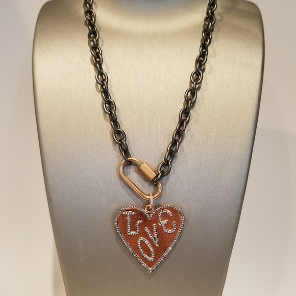 Rosegold Love Heart Carabiner Lock Necklace - Picture 3 of 6